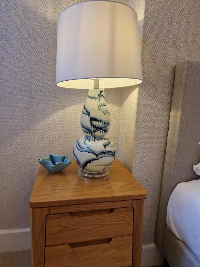 Apartment Seaside Apartment, Parking, Private Garden, Walking Distance To Southbourne Beach Bournemouth